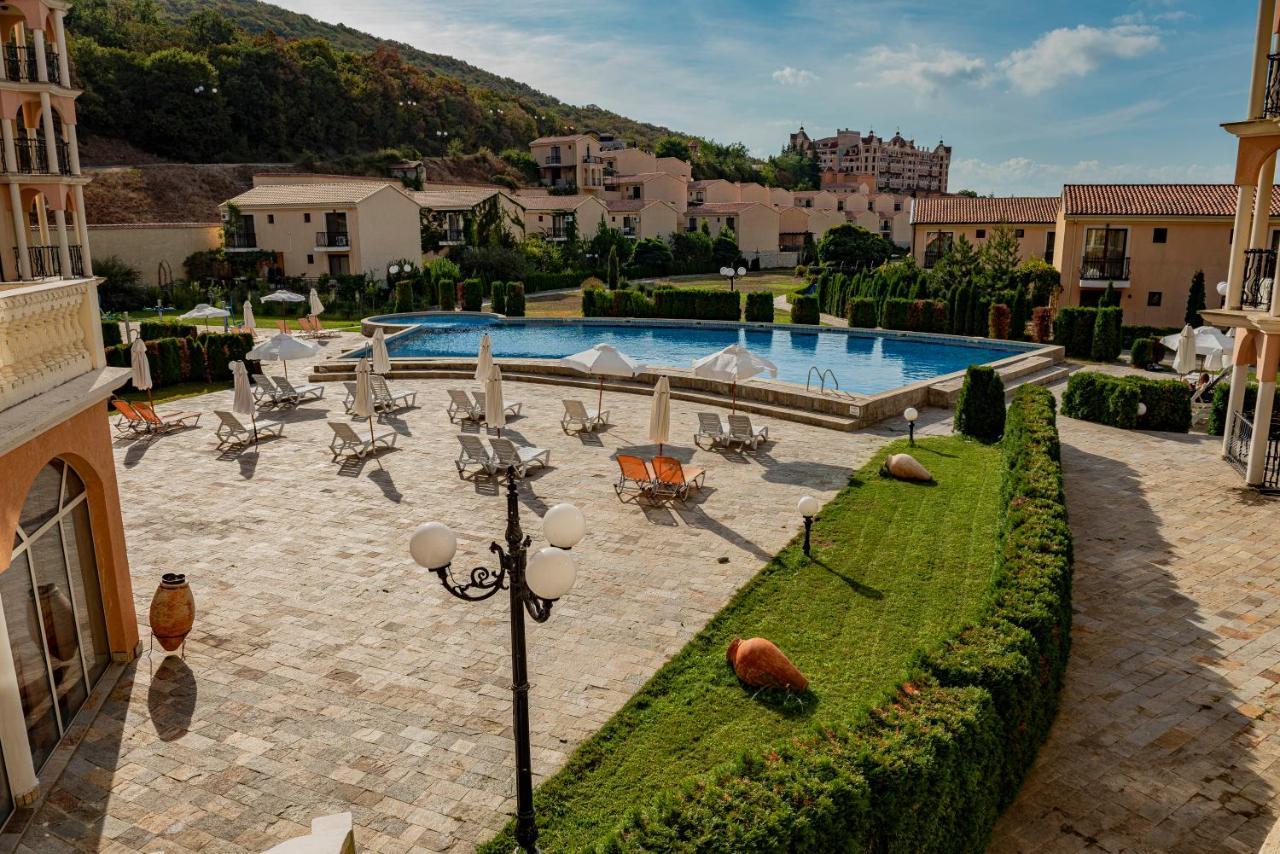 Menada Negresco Apartments Еленіте Екстер'єр фото