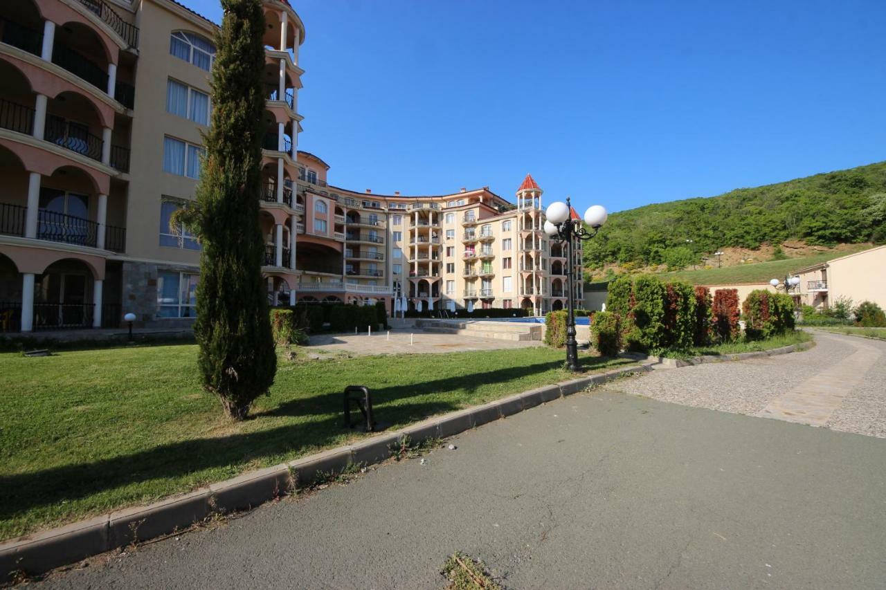 Menada Negresco Apartments Еленіте Екстер'єр фото